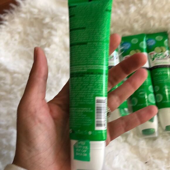 NEW (Pack of 4) Yesto Cucumber cooling mud mask - Picture 4 of 4